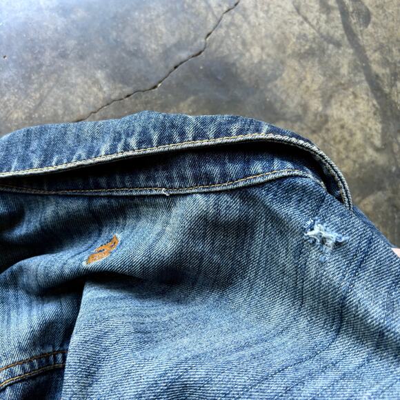 Vintage Y2K‎ Rocawear Embroidered Denim Jean Jacket - Picture 6 of 6